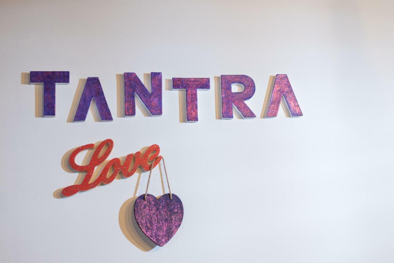 Tantra Love Lancharejo Ngoại thất bức ảnh